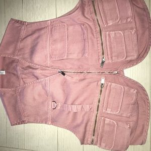 PINK VEST